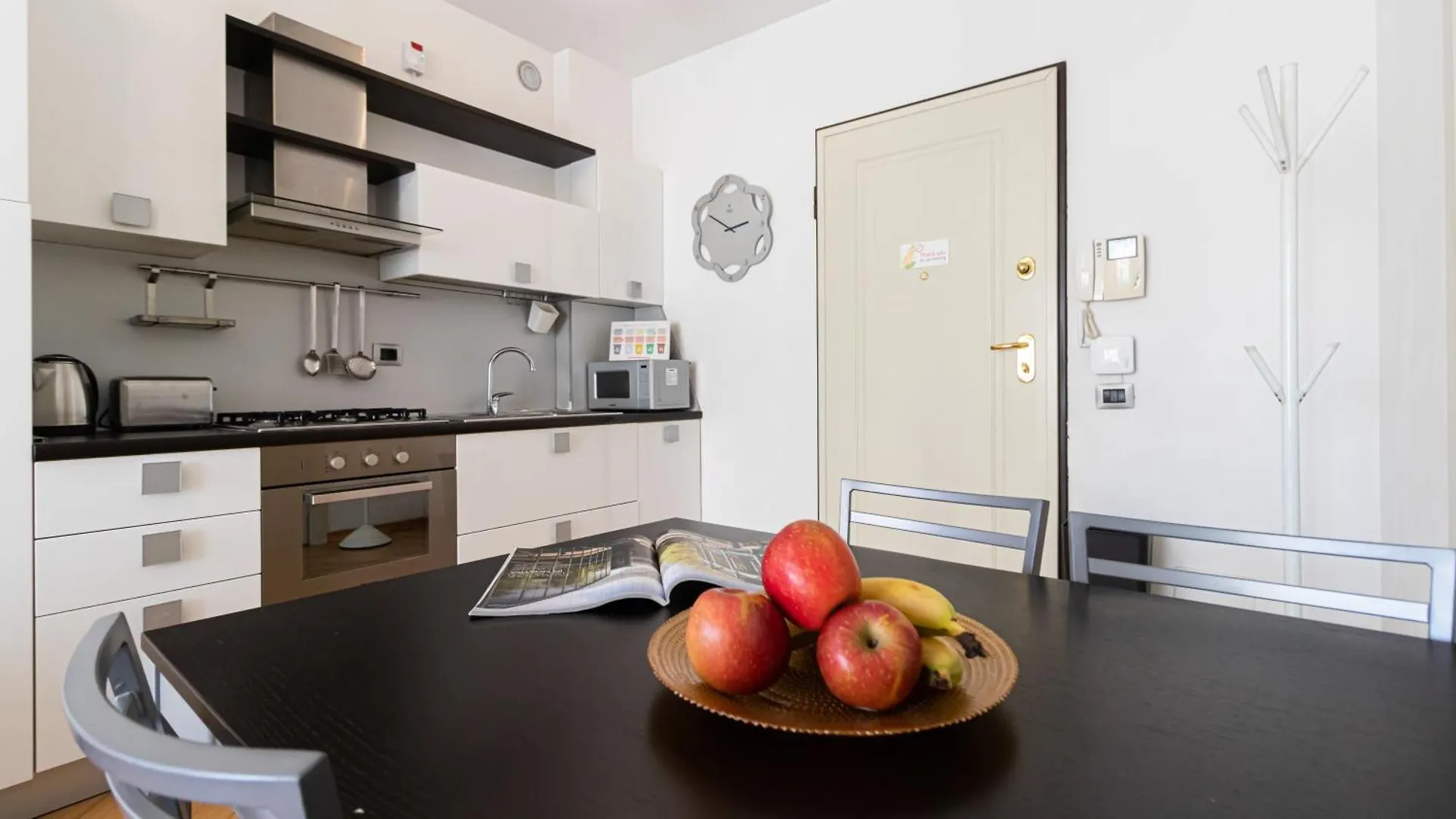 Italianway - Mancinelli 11A Apartment Milan 0*,  Italy